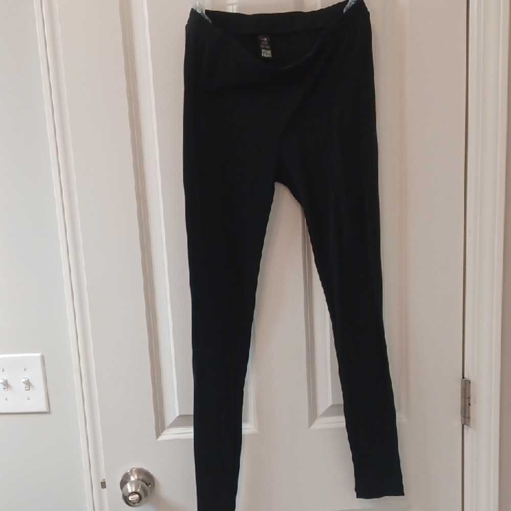NWOT 32 Degrees Black Heat Leggings